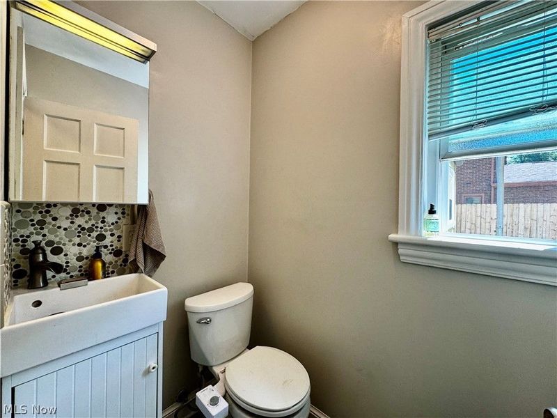250 Malden Street, Akron, OH 44313 Photo 18