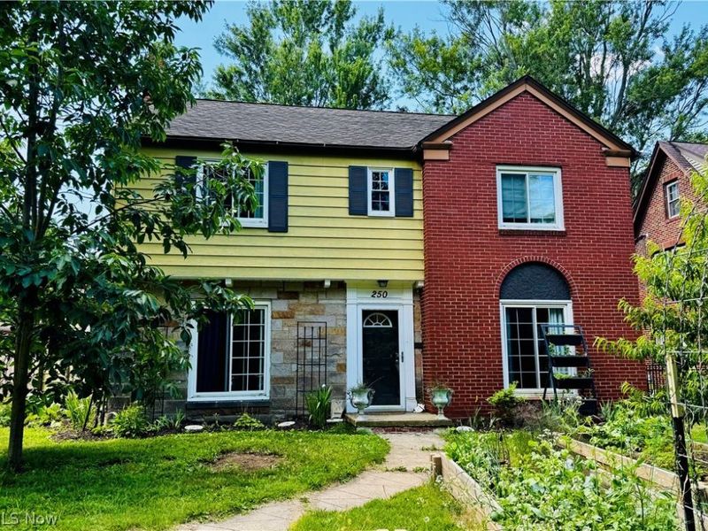 250 Malden Street, Akron, OH 44313 Photo 6