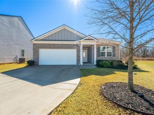 5480 Barberry Avenue , Oakwood, GA 30566
