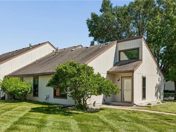734 E 121st Terrace, Kansas City, MO 64146