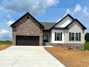 77 77 Bakersfield Dr Drive, Cadiz, KY 42211