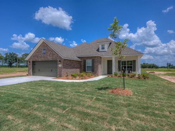 275 Ferry Lake Drive , Bossier City, LA 71111