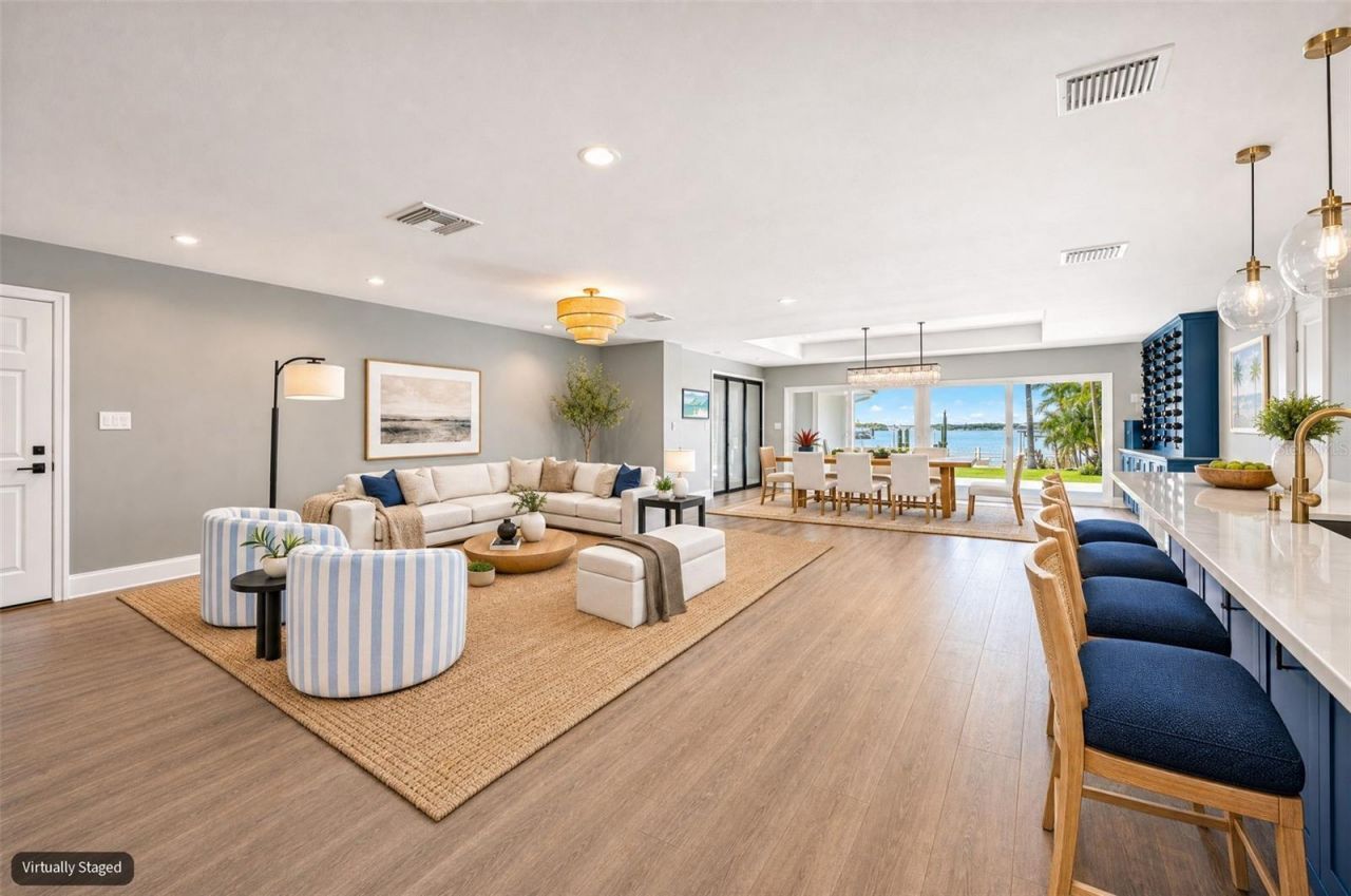 303 N Bath Club Boulevard N, North Redington Beach, FL 33708 Photo