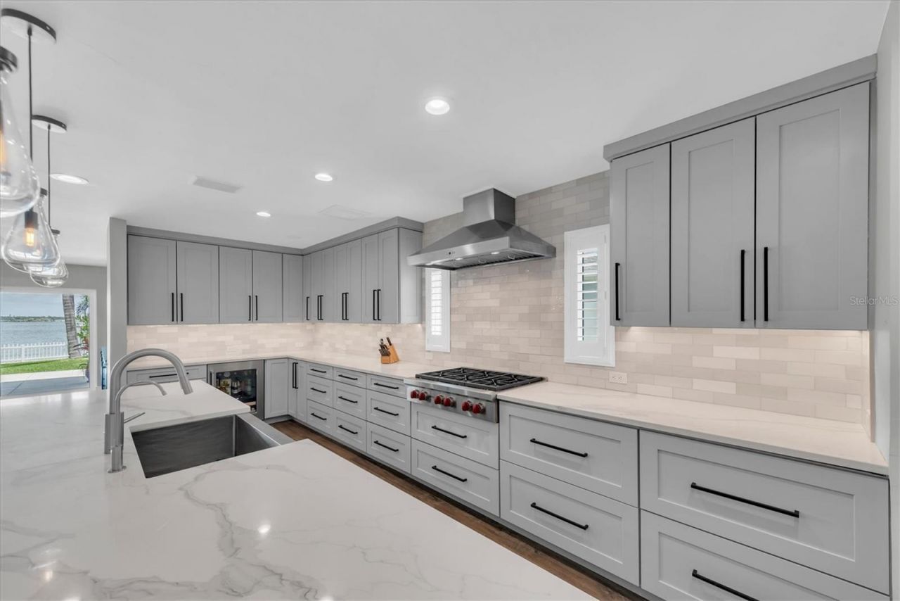 303 N Bath Club Boulevard N, North Redington Beach, FL 33708 Photo