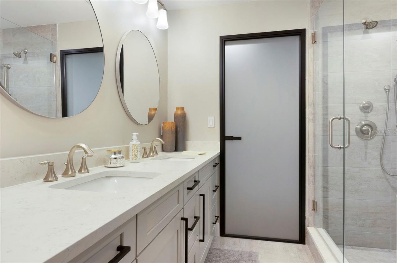 303 Bath Club Boulevard N, North Redington Beach, FL 33708 Photo