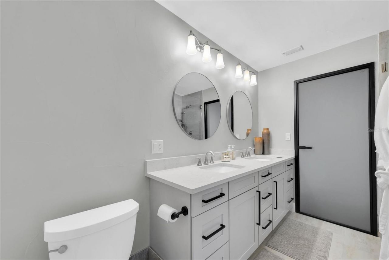 303 N Bath Club Boulevard N, North Redington Beach, FL 33708 Photo