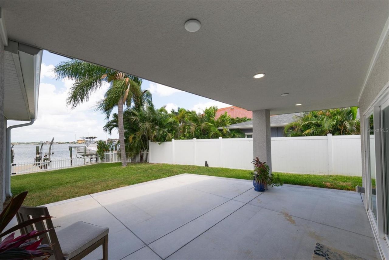 303 N Bath Club Boulevard N, North Redington Beach, FL 33708 Photo