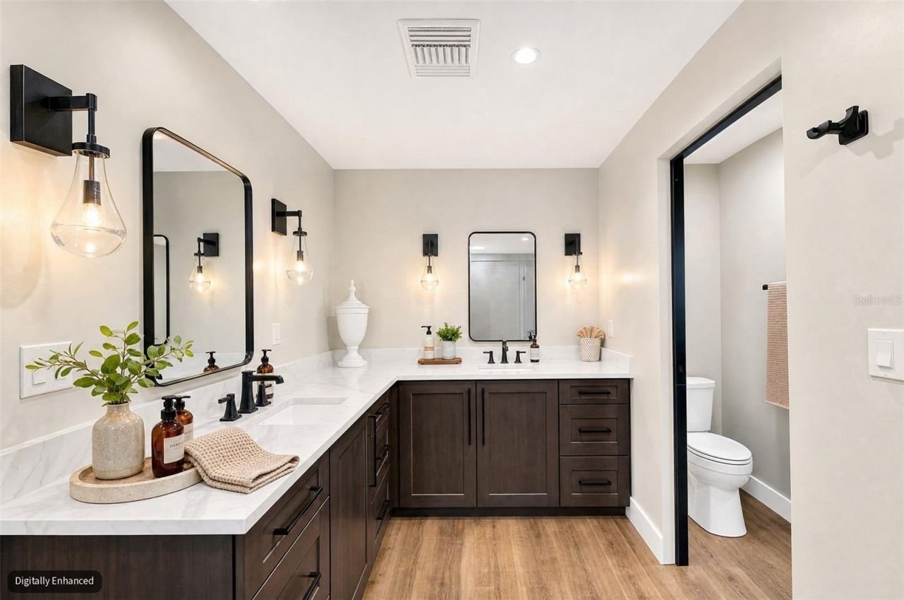 303 N Bath Club Boulevard N, North Redington Beach, FL 33708 Photo