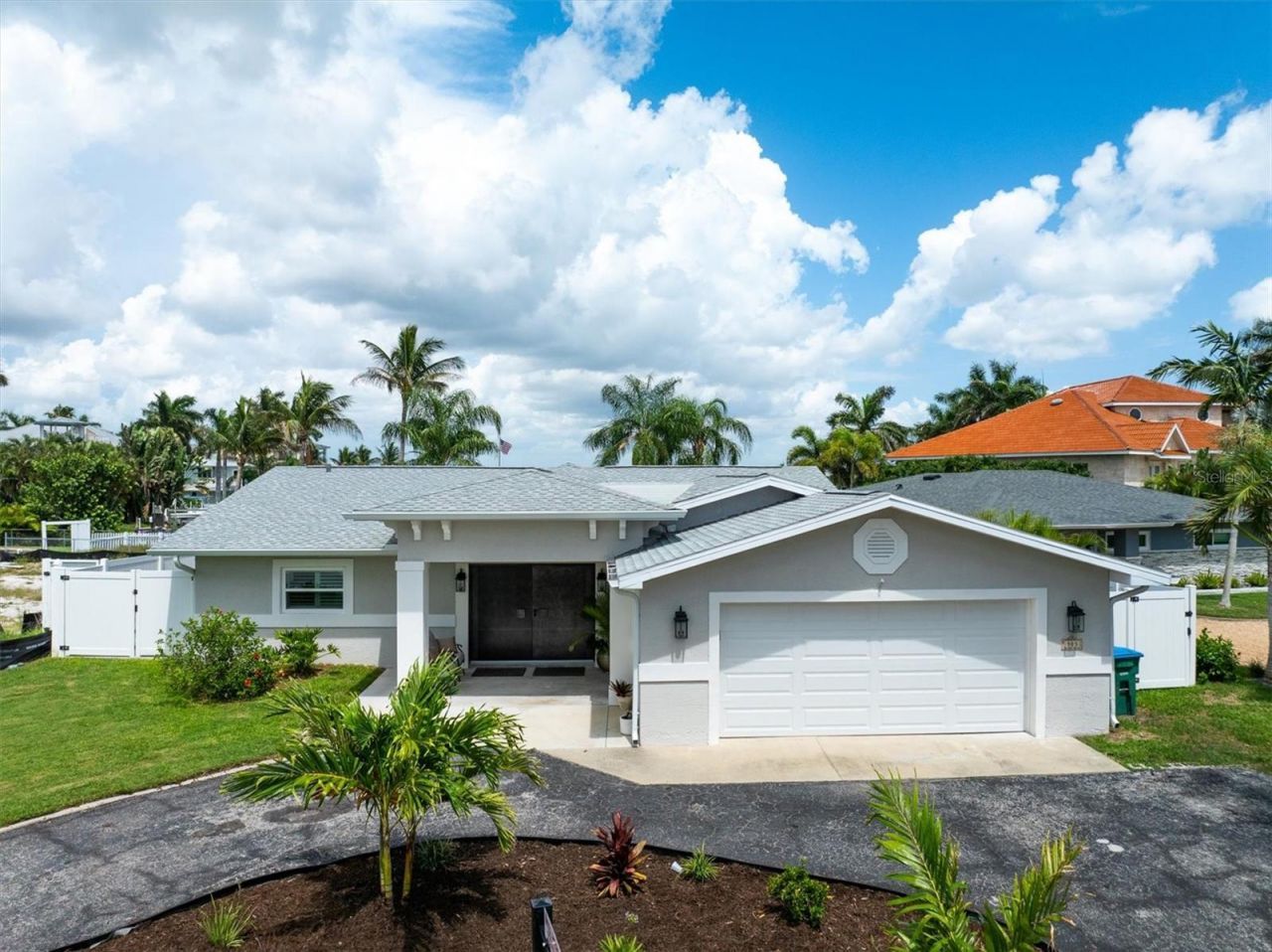 303 N Bath Club Boulevard N, North Redington Beach, FL 33708 Photo