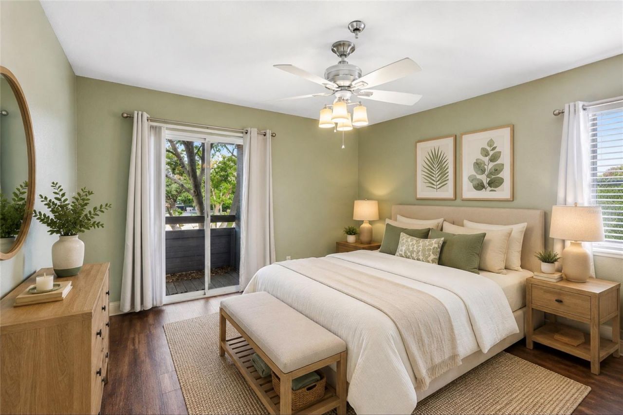 10263 Gandy Boulevard N, Unit 406, Saint Petersburg, FL 33702 Photo