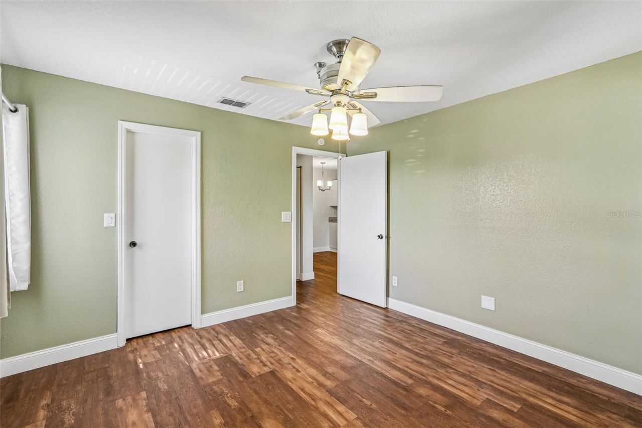 10263 Gandy Boulevard N, Unit 406, Saint Petersburg, FL 33702 Photo