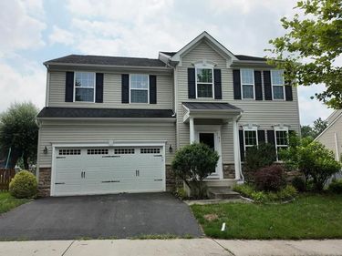 91 EISENTOWN DRIVE, LOVETTSVILLE, VA 20180