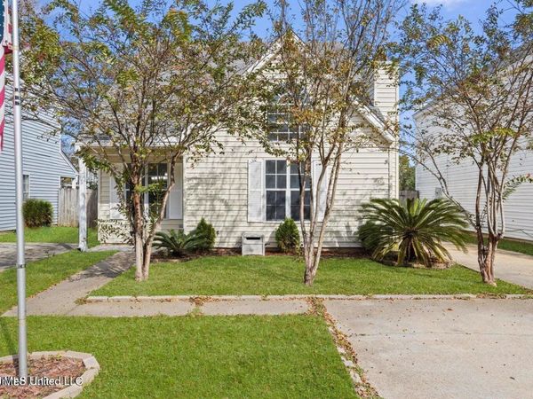 1706 James Buchanan Drive, Biloxi, MS 39531
