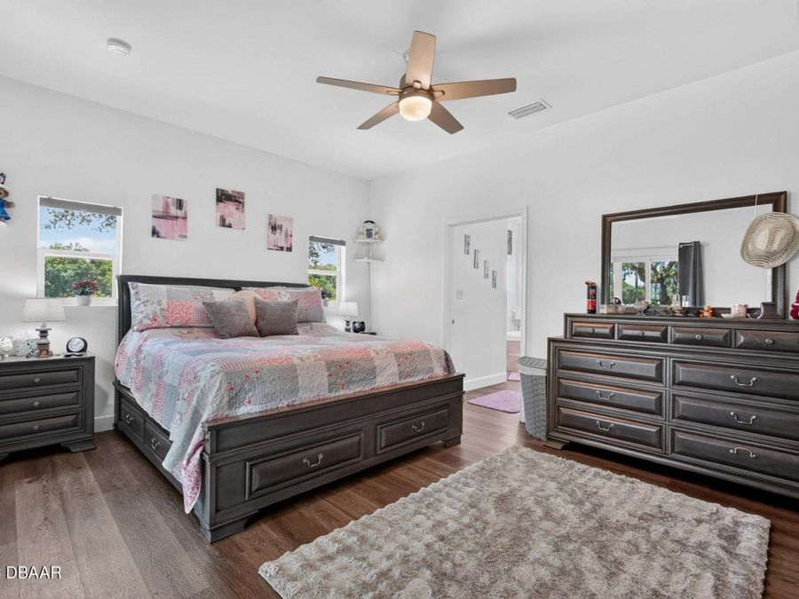 Property Image 101