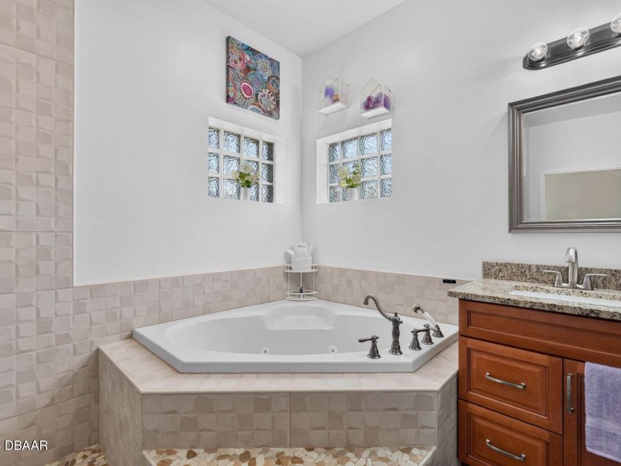 Property Image 105