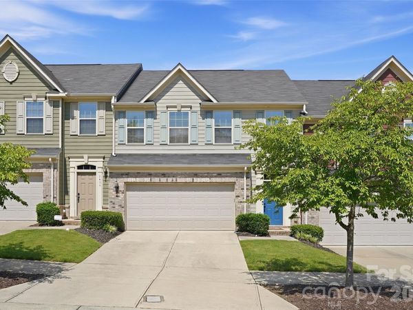 2450 Alyssa Lane, Charlotte, NC 28208