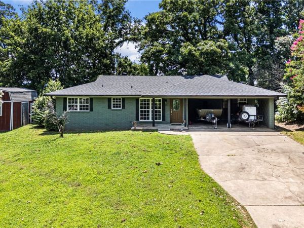 149 Bunker Hill Lane , Russellville, AR 72802
