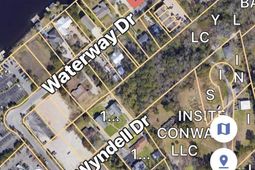 1323b Waterway Dr. photo 4