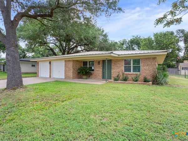 3309 East Drive , Temple, TX 76502