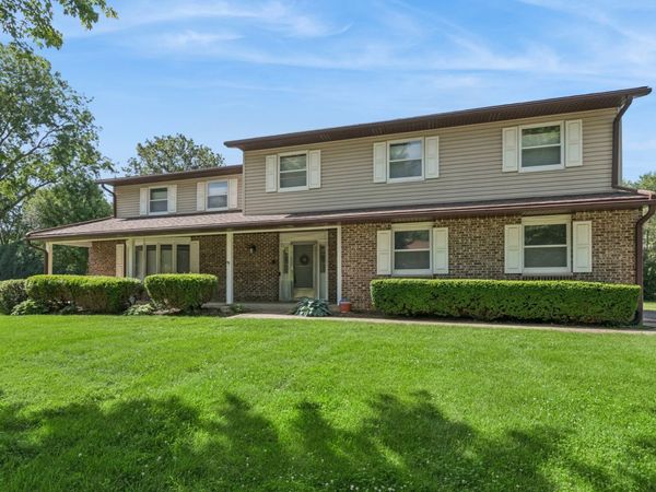 5017 Kenneth Drive , Crystal Lake, IL 60014