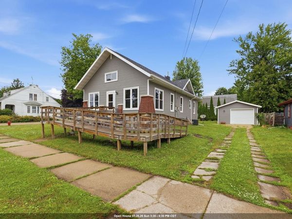 47 E 14TH STREET, Clintonville, WI 54929