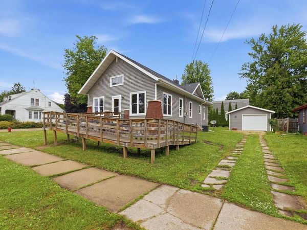 47 E 14TH STREET, Clintonville, WI 54929