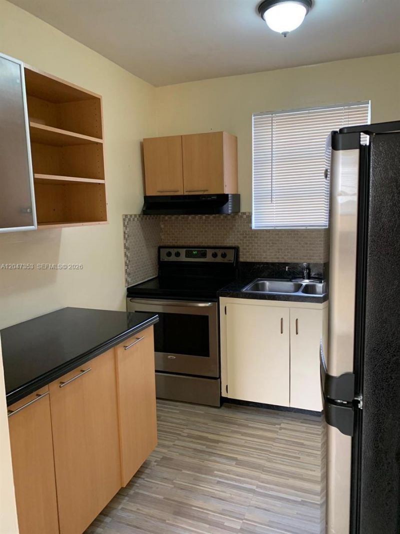 6926 NW 4th Ave , Miami, FL 33150 Photo