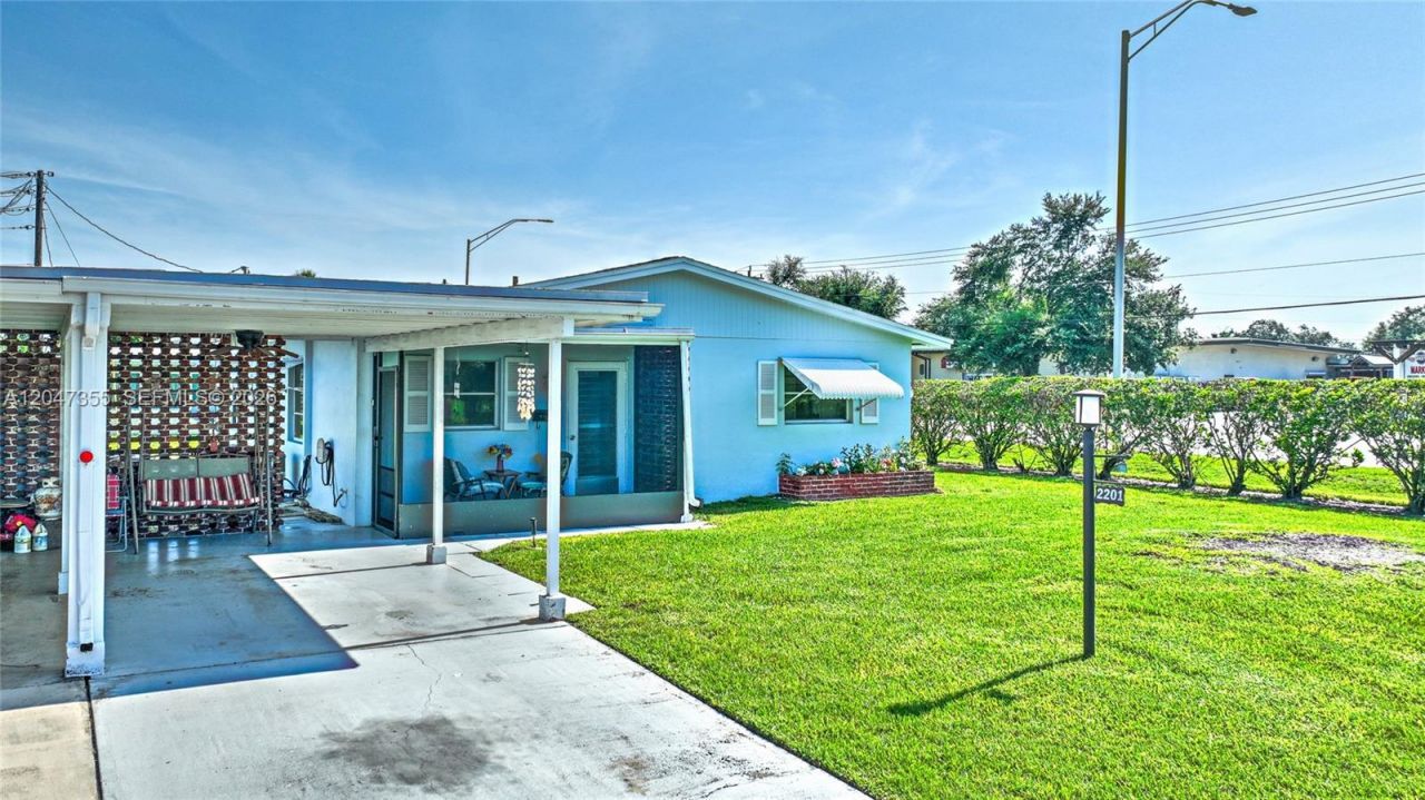 2201 Croton Ct. , Lehigh Acres, FL 33936 Photo
