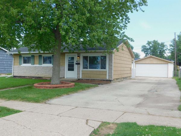 1722 Evans Avenue, LOVES PARK, IL 61111