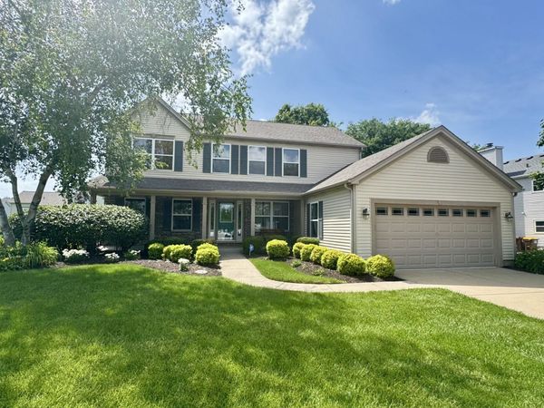 607 Jamestown, BELVIDERE, IL 61008