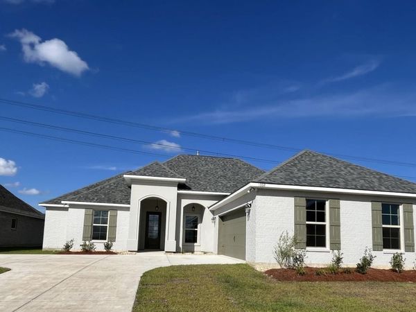 1332 Lakehaven Dr, Gonzales, LA 70737