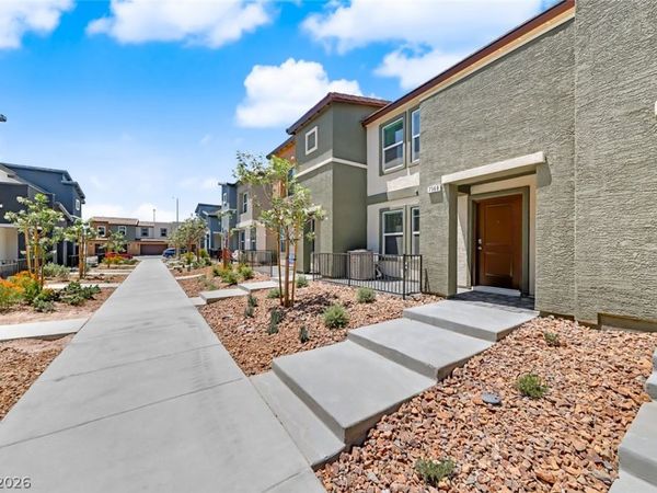 7368 Joanna Brook Street, North Las Vegas, NV 89084