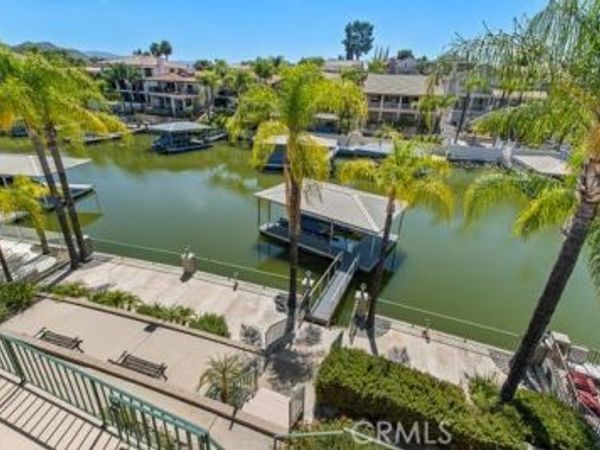 30181 Swan Point, Canyon Lake, CA 92587