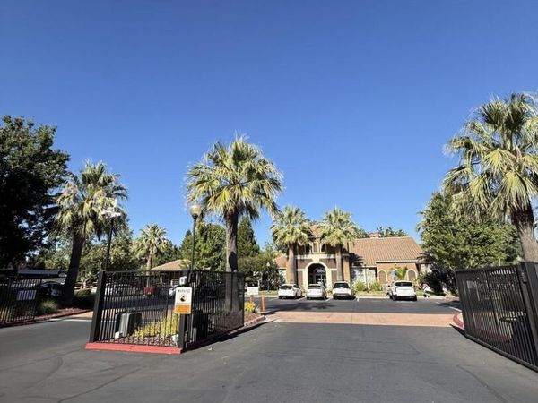 8434 Walerga RD, Unit APT 315, Antelope, CA 95843