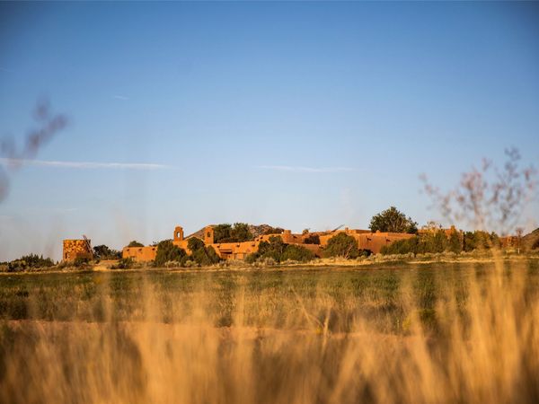 37 Rancho Alegre, Santa Fe, NM 87508