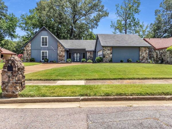 4888 SAGEWOOD DR, Memphis, TN 38116