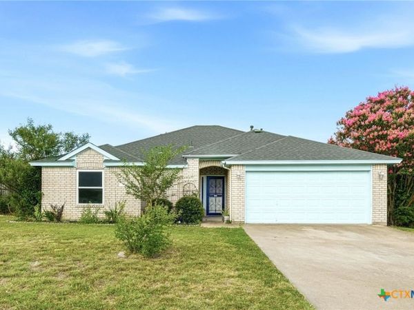 213 W Anderson Avenue , Copperas Cove, TX 76522