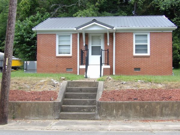 202 E Richland Ave , Waverly, TN 37185