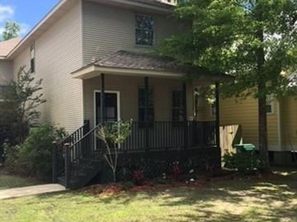 817 COFFEE Street , Mandeville, LA 70448