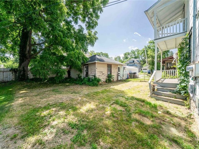 1318 Middle Avenue, Elyria, OH 44035 Photo 19