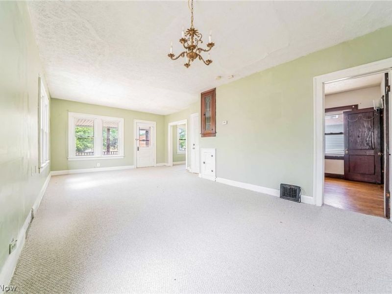 1318 Middle Avenue, Elyria, OH 44035 Photo 5