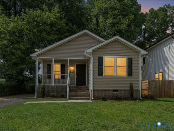 829 Rome Street , Petersburg, VA 23803