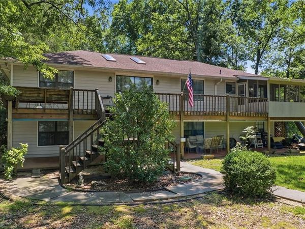 119 W River Bend Way, Eatonton, GA 31024