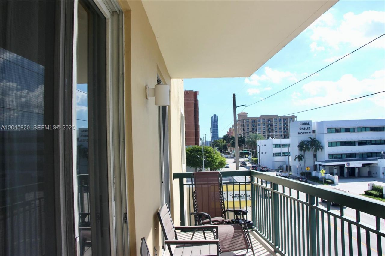 2501 Douglas Rd , Unit 304, Miami, FL 33133 Photo