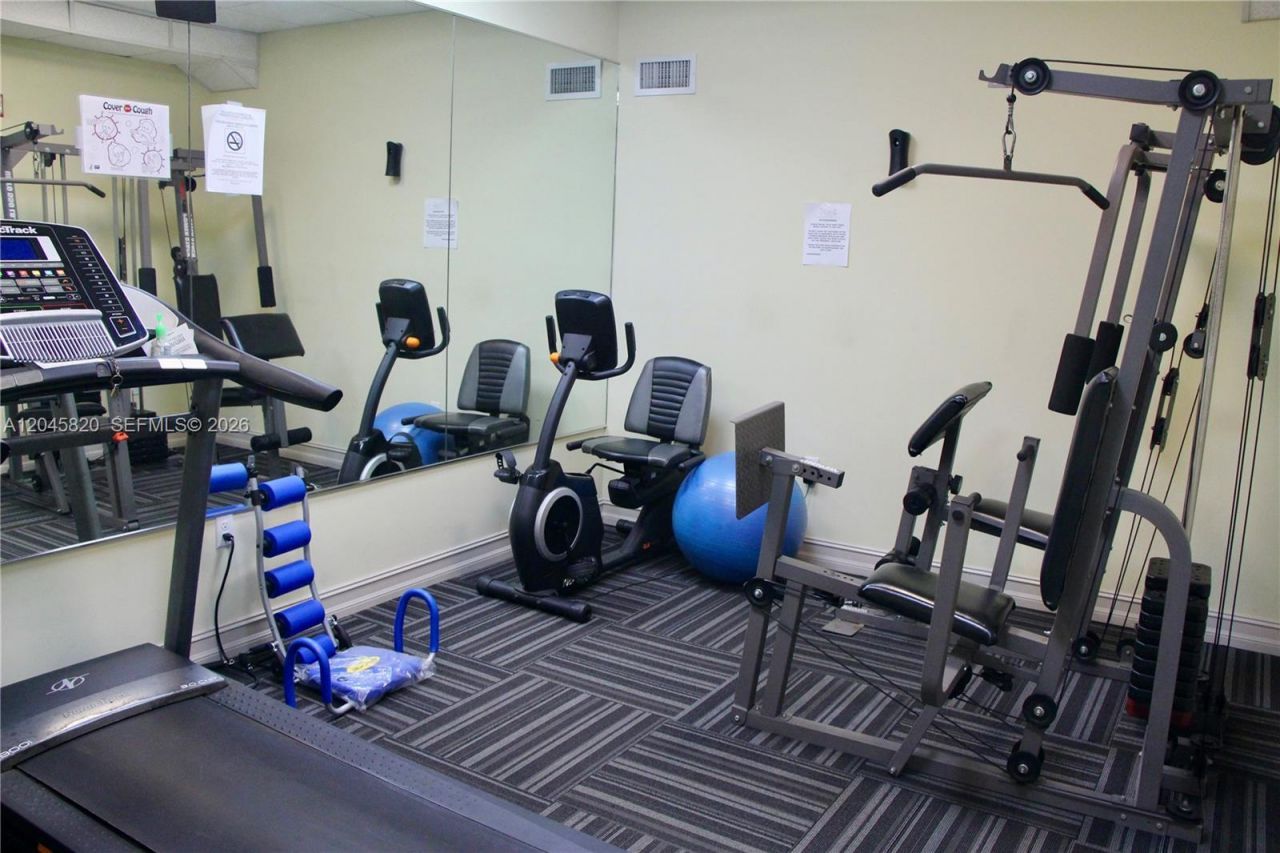 2501 Douglas Rd , Unit 304, Miami, FL 33133 Photo