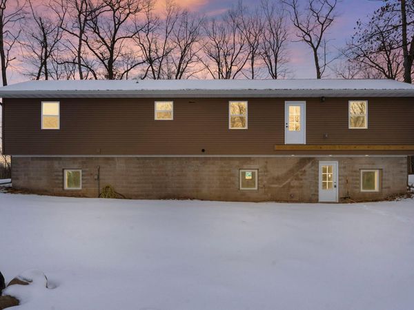 1782 US Highway 8 , Saint Croix Falls, WI 54024