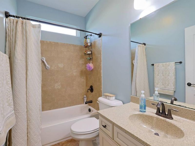 5334 Renaissance Park Drive, Middletown, OH 45005 Photo 32