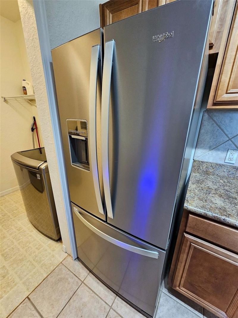 8335 38th Street Circle E, Unit 305, Sarasota, FL 34243 Photo