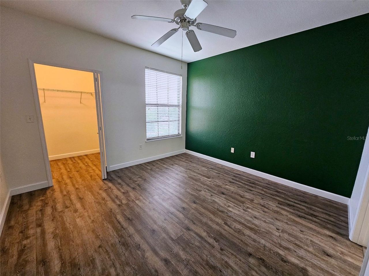 8335 38th Street Circle E, Unit 305, Sarasota, FL 34243 Photo
