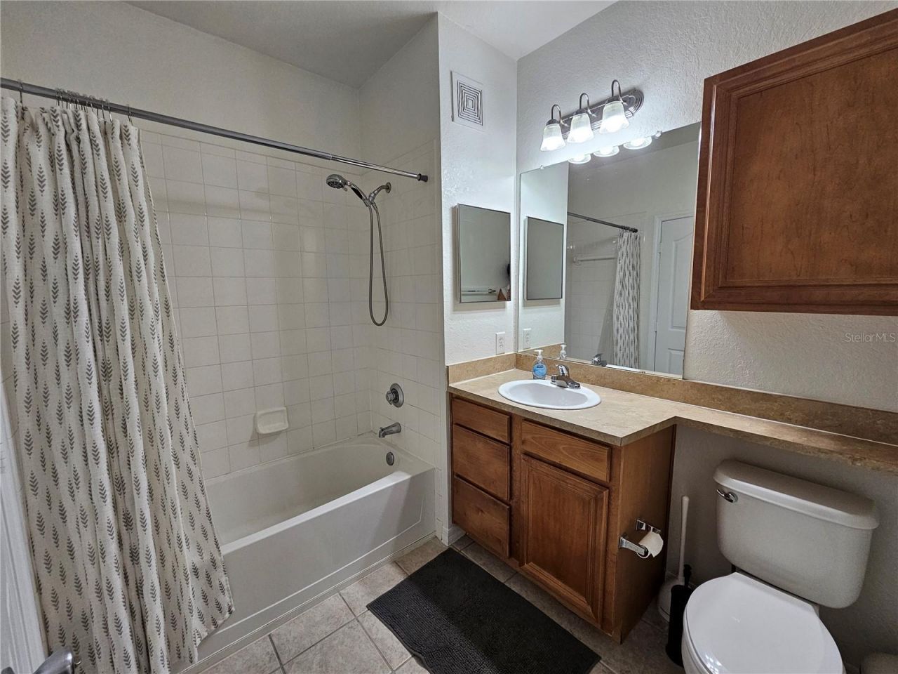 8335 38th Street Circle E, Unit 305, Sarasota, FL 34243 Photo